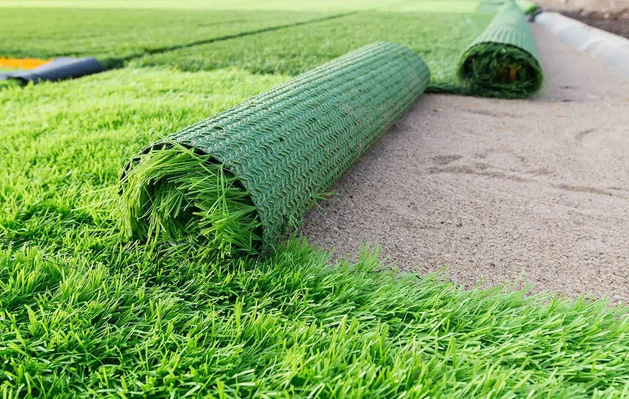 Installation Techniques Ensure Longevity for Artificial Turf