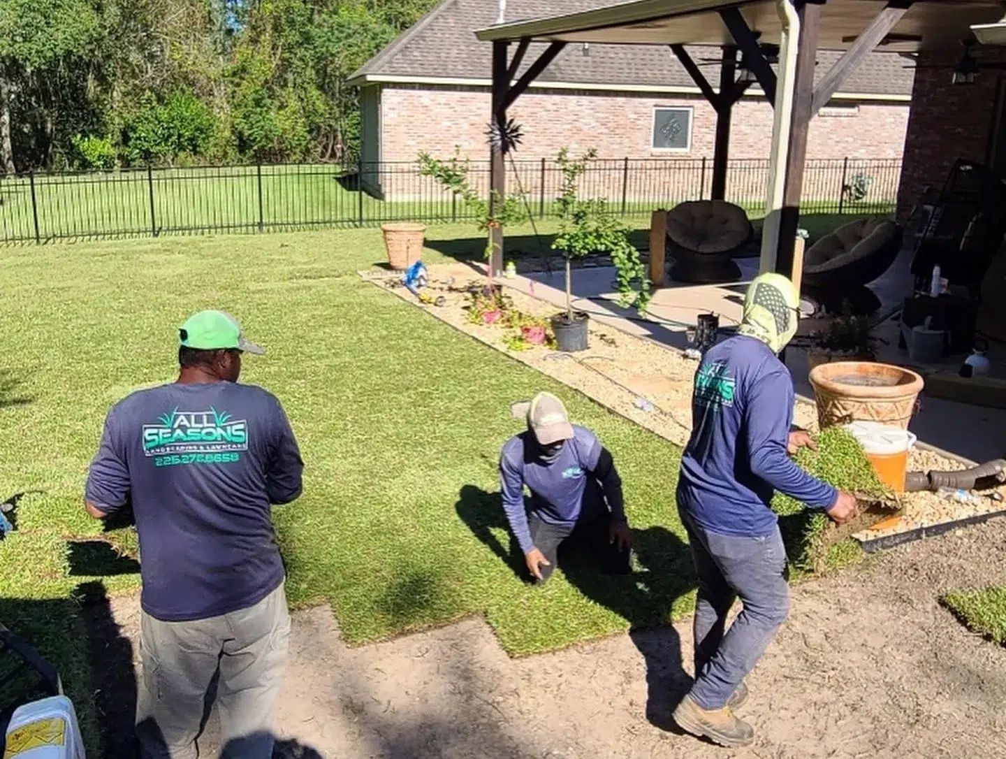 Why Lawn Care Should Never Be Ignored During Seasonal Transitions